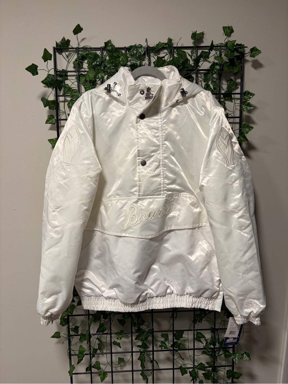 STARTER Atlanta Braves White On White Jacket